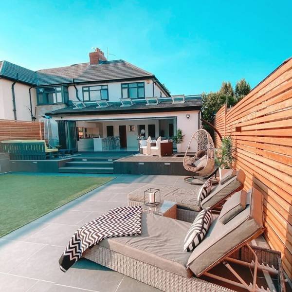 Splendid Transformation Of An Old House Into A Luxury Mansion (30 pics)
