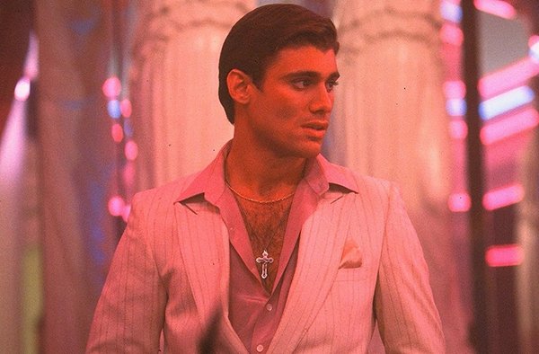 'Scarface' Movie Facts (19 pics)