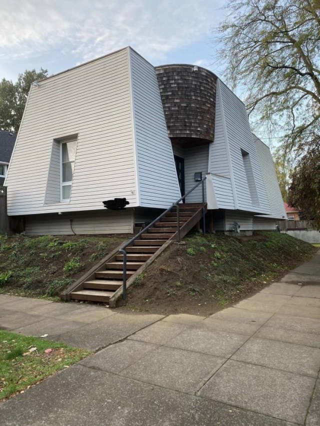 Interesting Architecture All Over The World (21 pics)