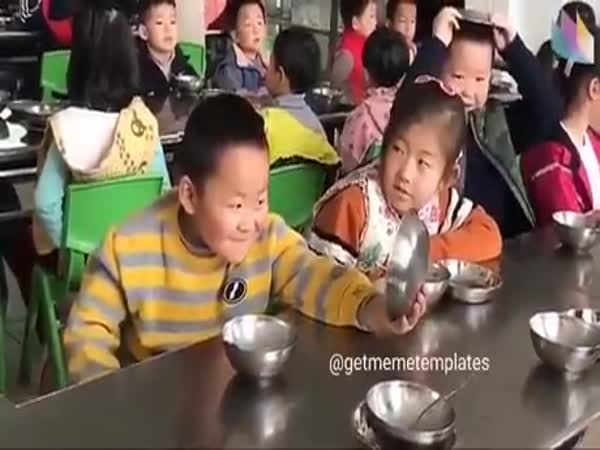 This Kid Just Realized That He Is So Cute