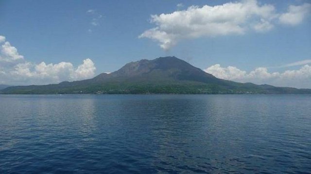 These Volcanoes Are Active (10 pics)