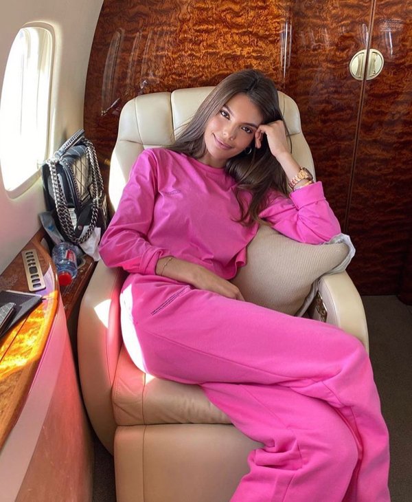 Rich Youth (45 pics)