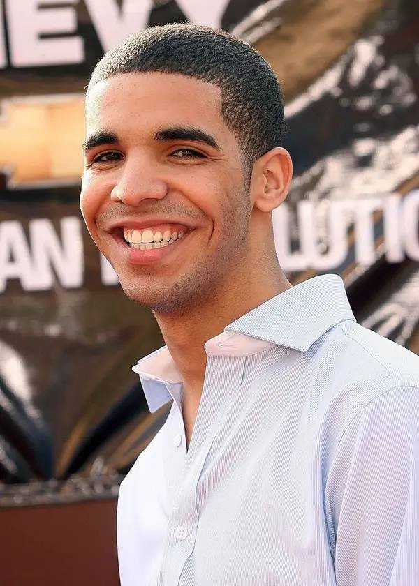 Famous Musicians: In The Beginning Of Their Careers And Now (50 pics) Famous Musicians: In The Beginning Of Their Careers And Now (50 pics)