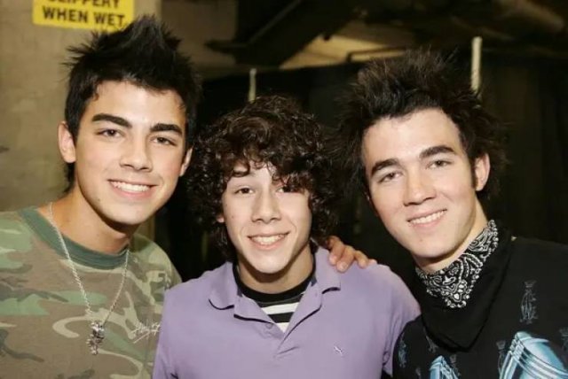 Famous Musicians: In The Beginning Of Their Careers And Now (50 pics) Famous Musicians: In The Beginning Of Their Careers And Now (50 pics)