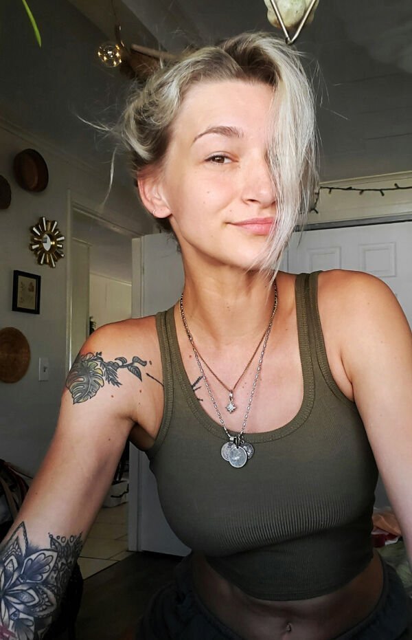 Hot Girls (87 pics)
