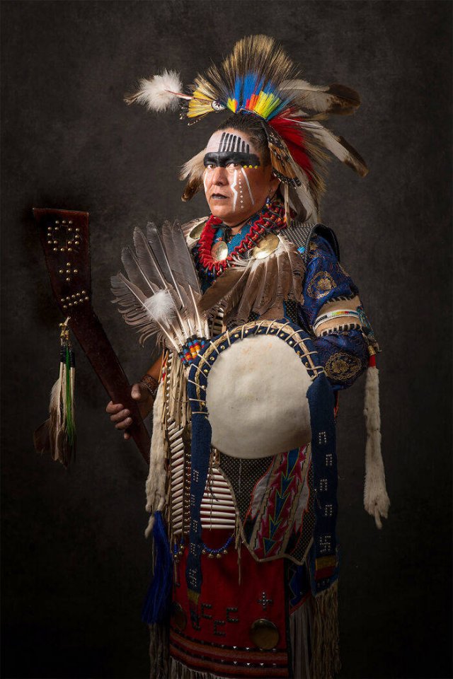 Native Americans Photos By Craig Varjabedian (16 pics)