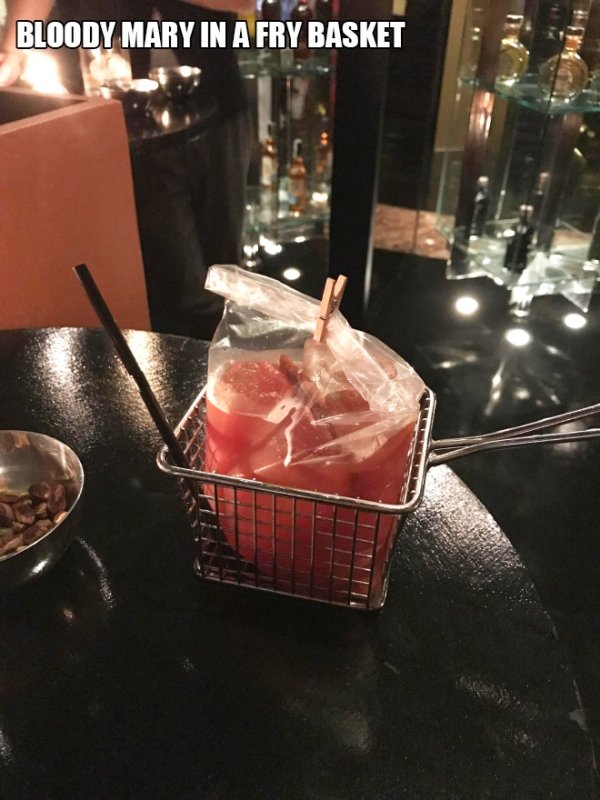Weird Restaurant Serving (46 pics)