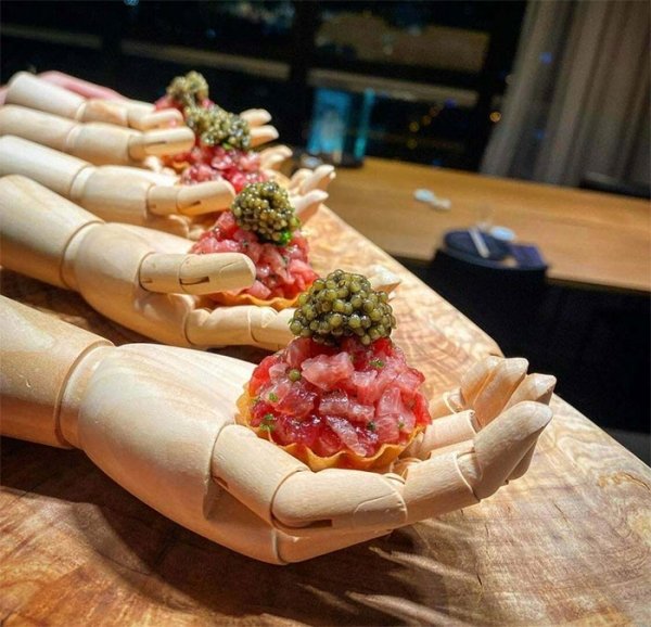 Weird Restaurant Serving (46 pics)