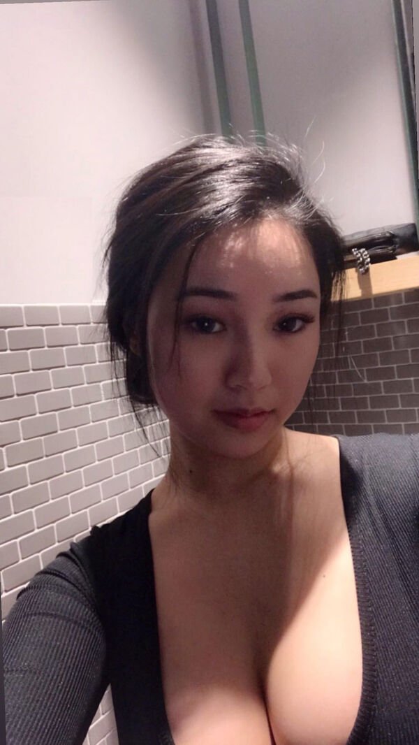 Asian Beauties (37 pics)