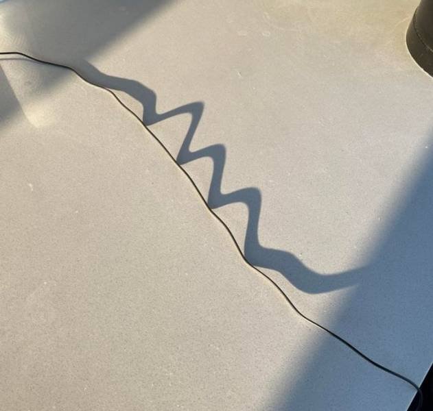 Mysterious Shadows (18 pics)