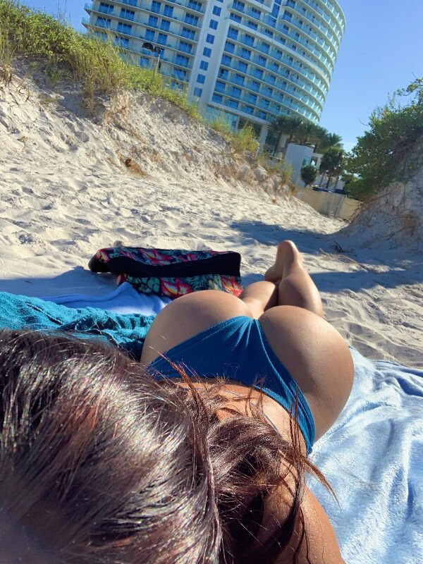 Over Back (40 pics)