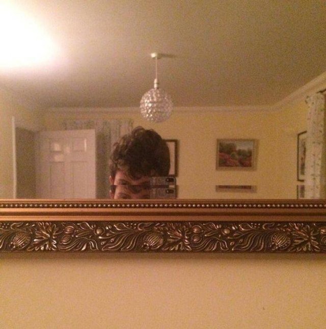 Small People Vs Tall People (16 pics)