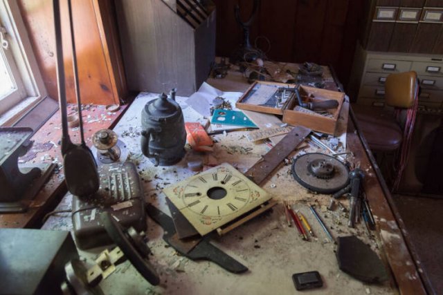 Secrets Of Abandoned XIX Century Cottage (27 pics) Secrets Of Abandoned XIX Century Cottage (27 pics)