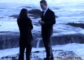 Things That Are So Romantic Only In Movies (17 gifs) Things That Are So Romantic Only In Movies (17 gifs)