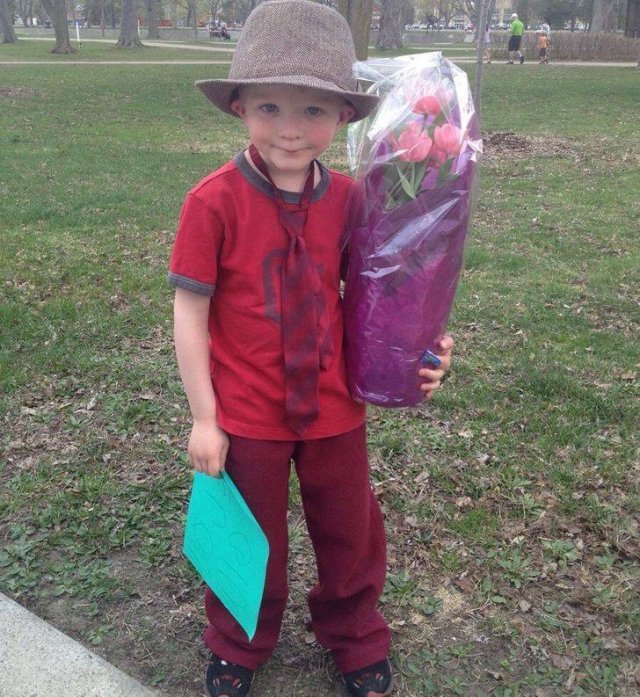 Living With Children (35 pics) Living With Children (35 pics)