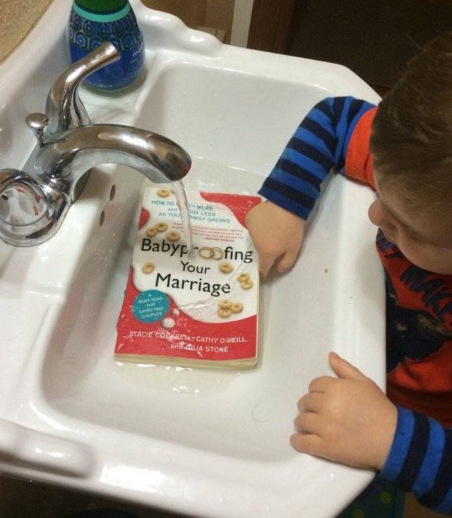 Living With Children (35 pics) Living With Children (35 pics)
