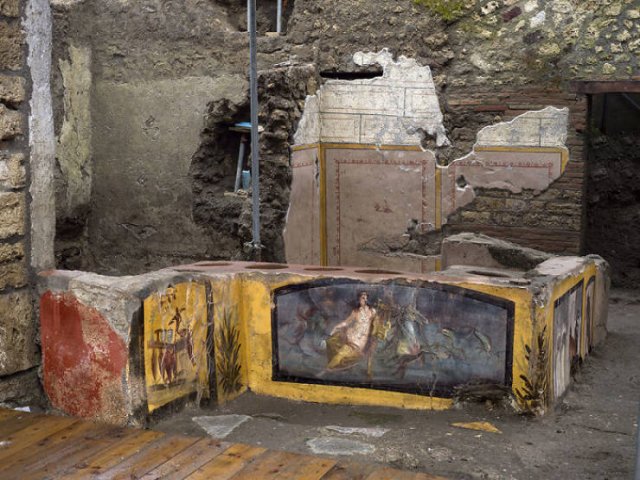 'Fast Food' Shop Was Discovered In Pompeii (19 pics)