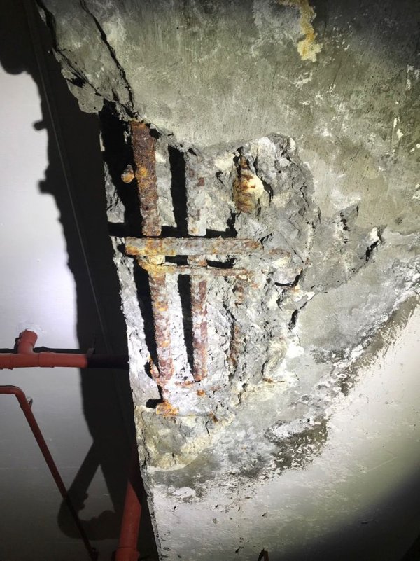 What's Wrong With These House Foundations? (20 pics)
