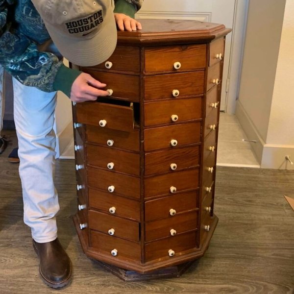 Thrift Shop Treasures (43 pics)