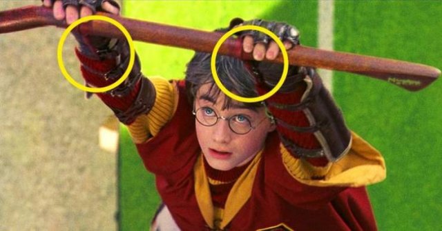 'Harry Potter': Movie Mistakes (18 pics)