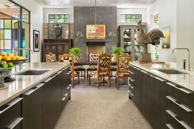 Joe Rogan's Mansion In Texas (18 pics)
