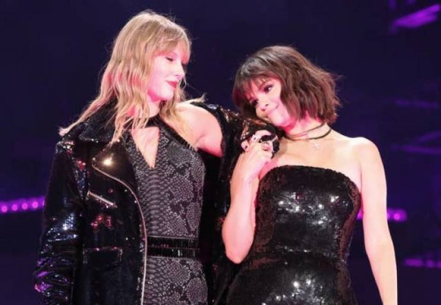 Celebrity Friendship: Then And Now (46 pics) Celebrity Friendship: Then And Now (46 pics)