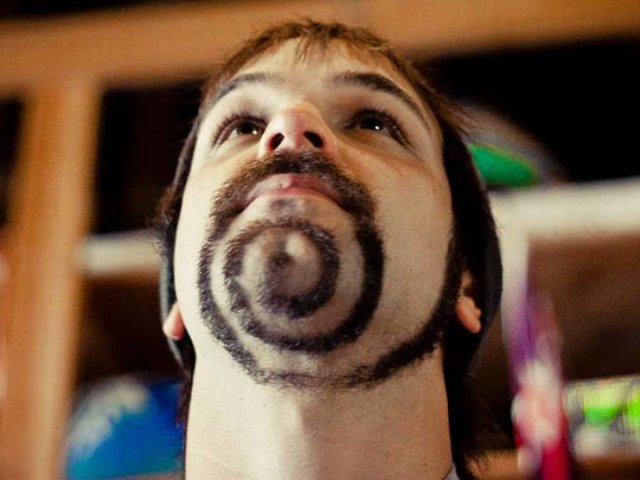 This Is Monkey Tail Beard Trend (22 pics)