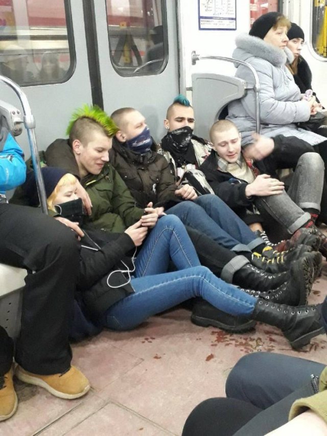 Acid Picdump 2 (89 pics)