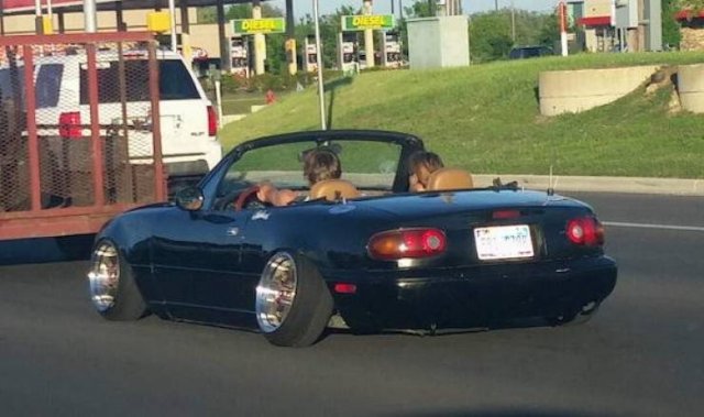 Weird Cars (34 pics)