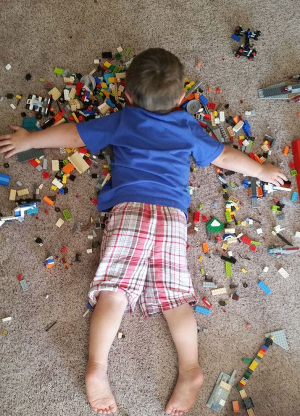 Living With Children (30 pics)