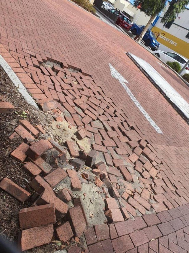 Acid Picdump 1 (89 pics)