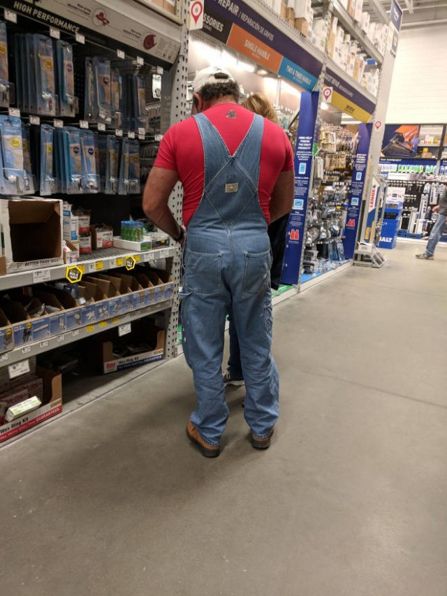 Accidental 'Super Mario' (16 pics)