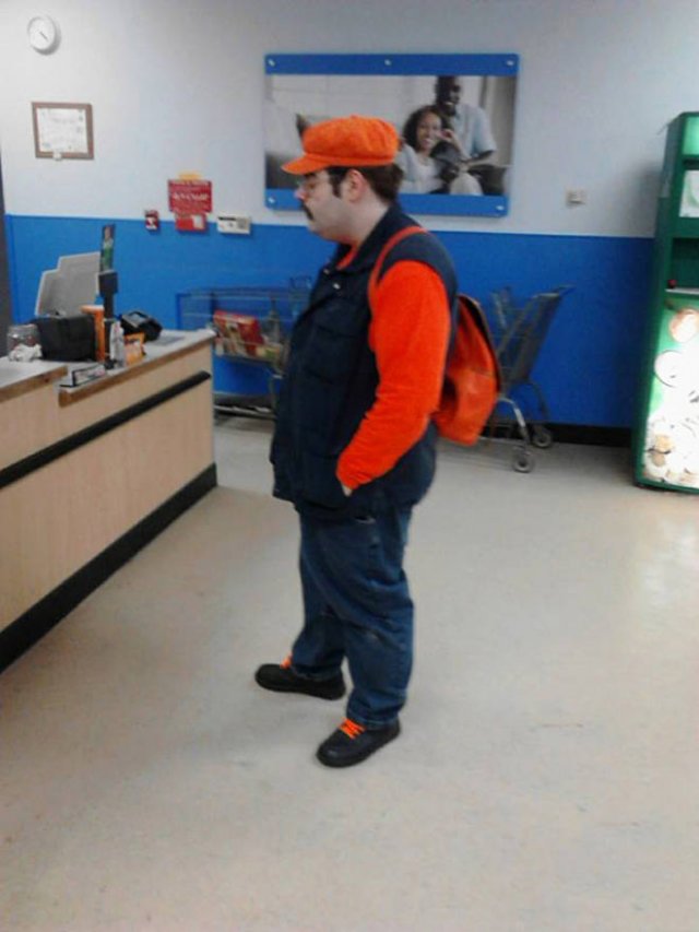 Accidental 'Super Mario' (16 pics)