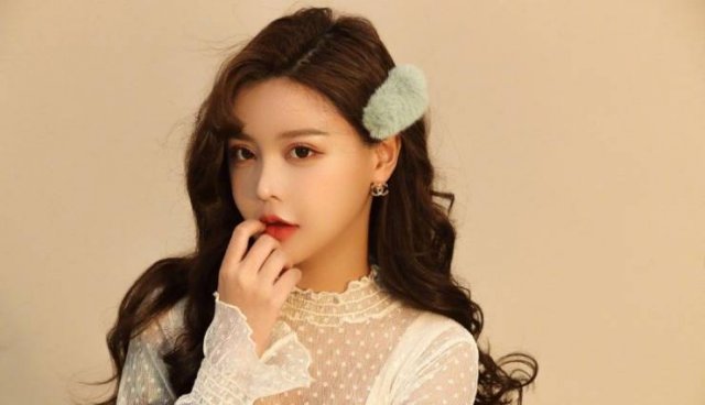 Dramatic Changes Of A 16-Year-Old Schoolgirl After Plastic Surgeries (25 pics)
