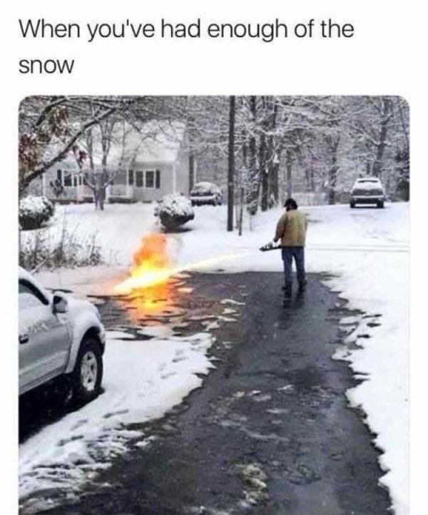 Winter Memes And Tweets (24 pics)