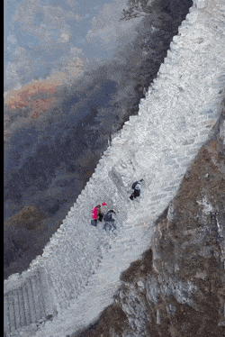 Acid Gifdump, February 5 (25 gifs)