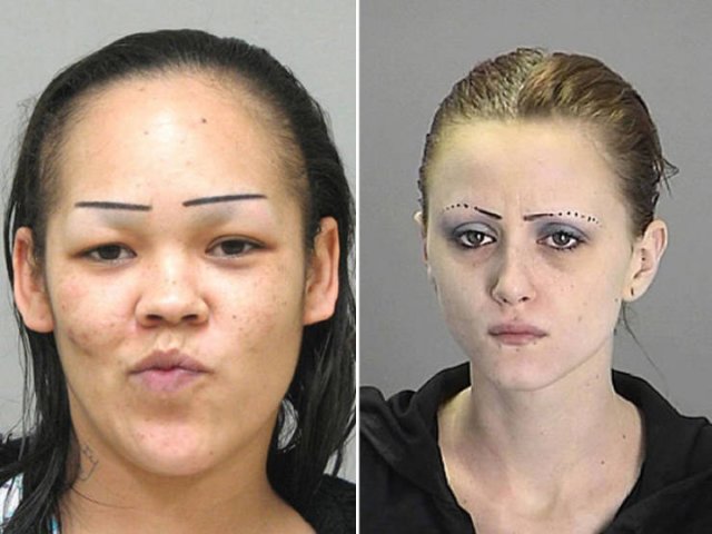 What's Wrong With Their Eyebrows? (23 pics)