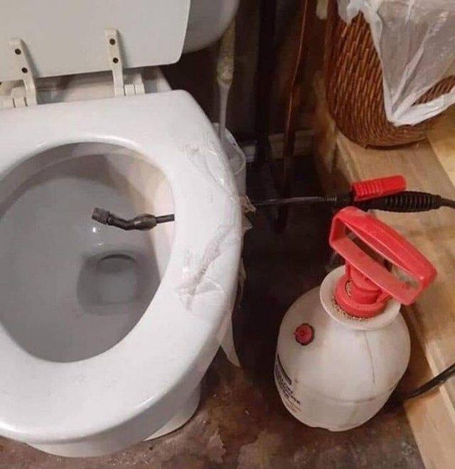 Bad Bathroom Designs (30 pics)