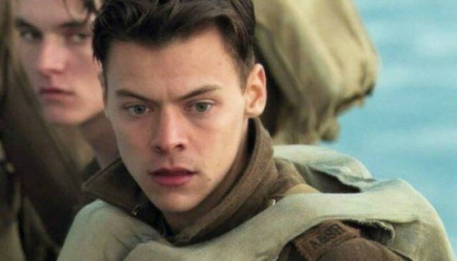 Actors Who Weren't Professionals But Did A Great A Job (25 pics)