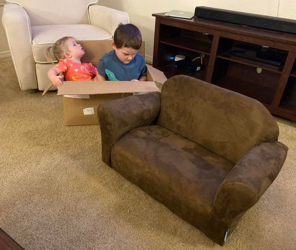Living With Children (19 pics)