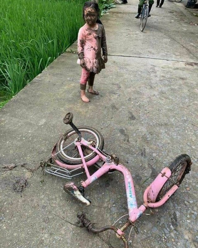 Acid Picdump 1 (94 pics)
