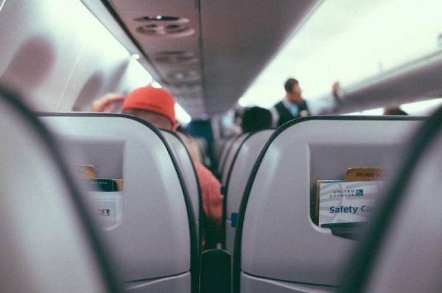 Flight Attendants Work Secrets (16 pics)