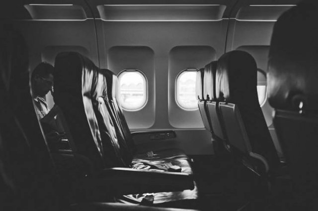 Flight Attendants Work Secrets (16 pics)