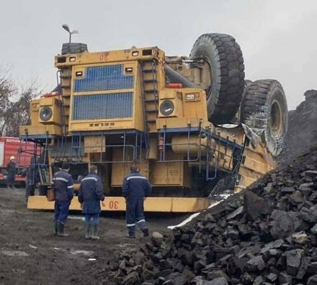These People Haven't Heard About Safety (39 pics)