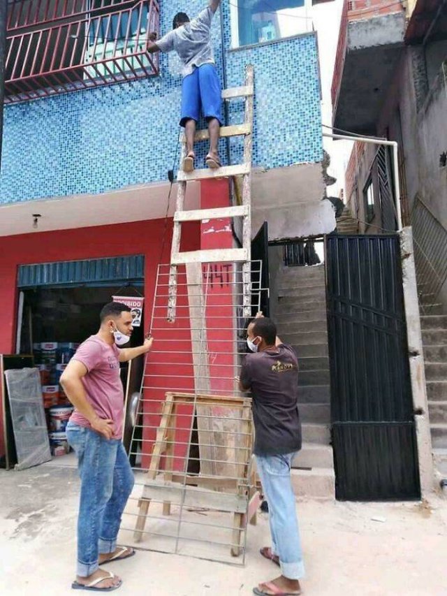 These People Haven't Heard About Safety (39 pics)