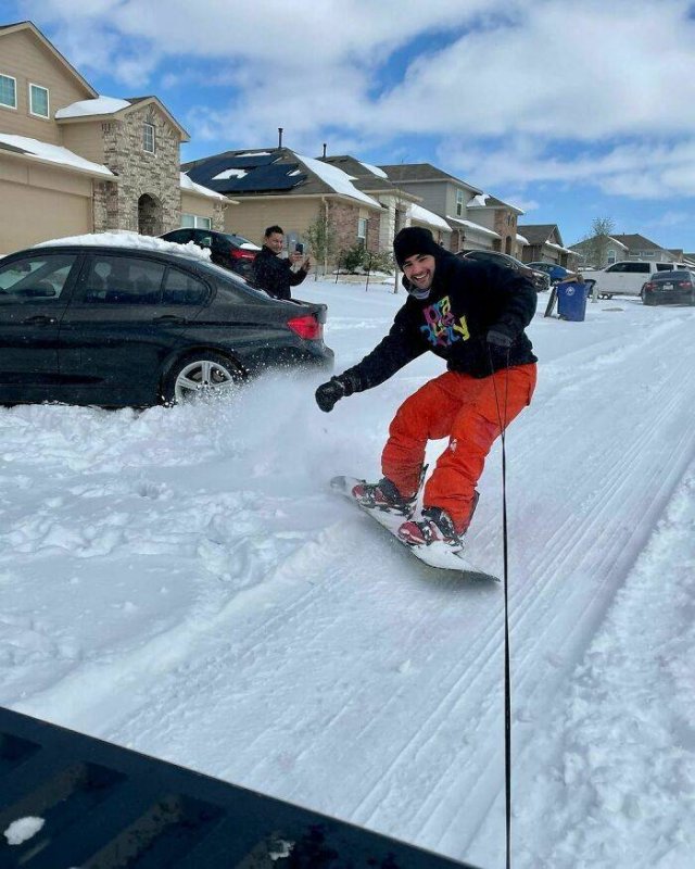 Texas Is Fighting With The Coldest Winter In Over 30 Years (39 pics)