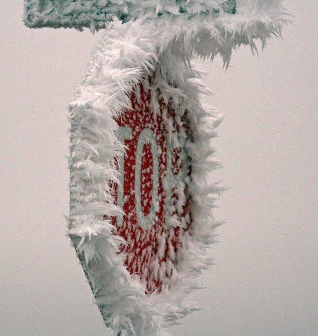 Beautiful Winter Pictures (35 pics) Beautiful Winter Pictures (35 pics)
