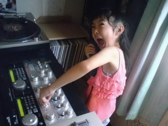 Acid Picdump 1 (87 pics)