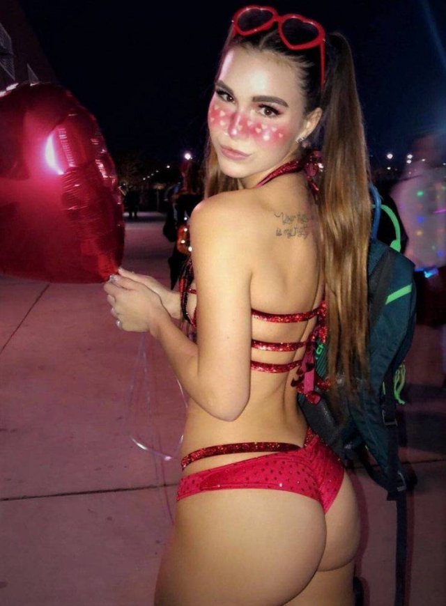 Pics For Grown-Ups (61 pics)