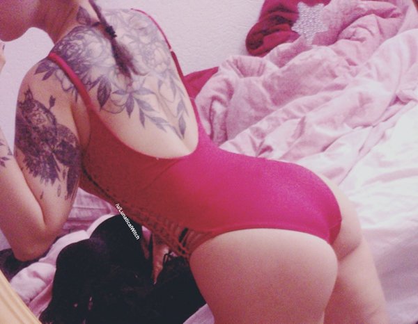 Hot Girls (31 pics)
